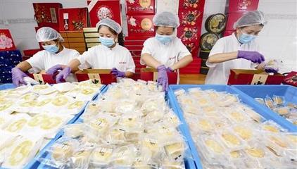 地道月饼卖全国 传统美食的现代突围之路